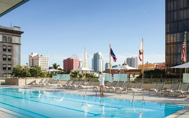 AquaVie Fitness + Wellness Club